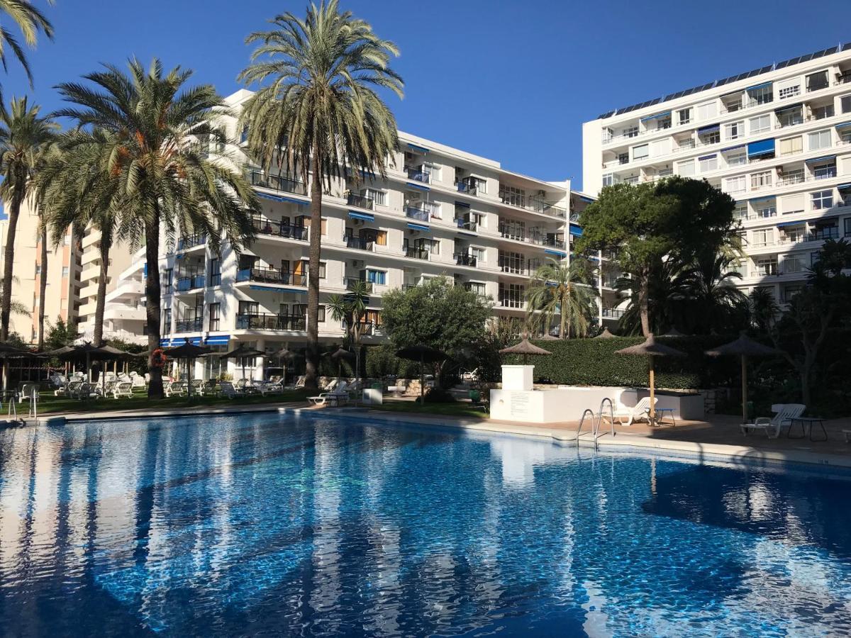 Skol 927A - Beachfront Central Luxury Penthouse Марбеля Екстериор снимка